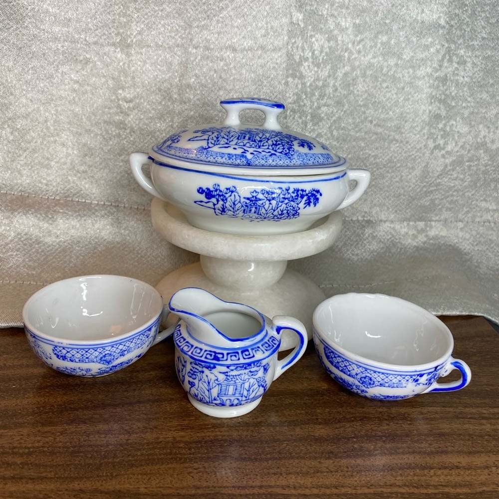 Vintage Blue and White Children’s tea Set from Japan